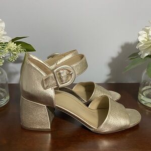 Gold heels, women’s size 10
